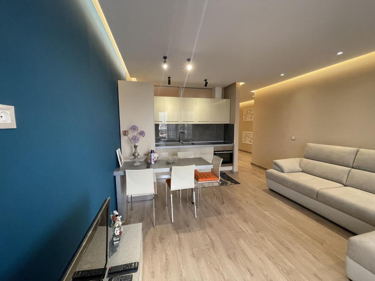 City Center Apartment 1 Тирана Экстерьер фото